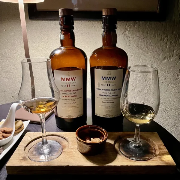 Due Bottiglie di Monymusk 11 anni con Invecchiamento Tropicale e Continentale