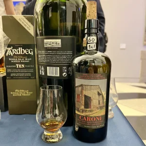 Caroni 2000 Velier Bottiglia