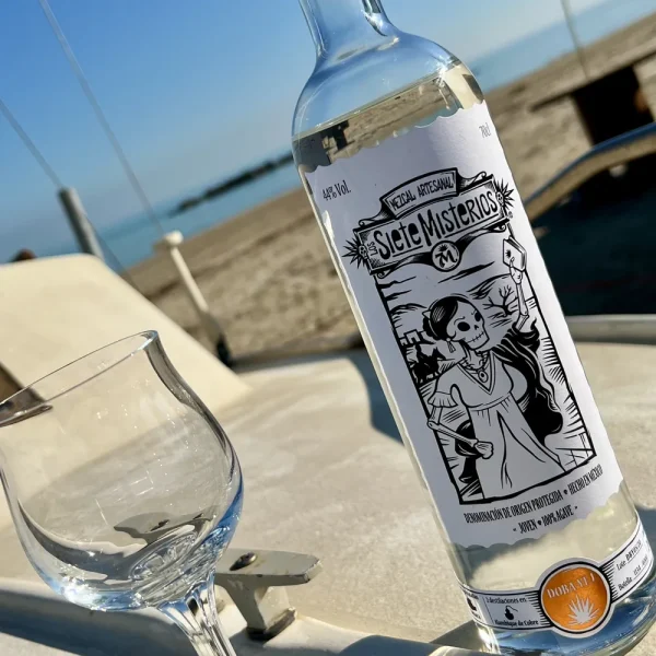 Mezcal Los Siete Misterios Doba-Yej Bottiglia