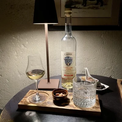 Bottiglia Rum Clairin Casimir Ansyen al Dive Cocktail House di Monza