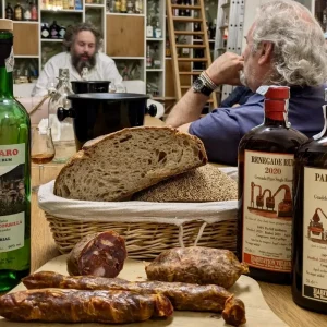 Bottiglie Rum e Salami Calabresi