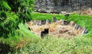 Muck Pit Esterno
