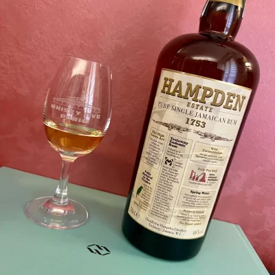 Bottiglia Rum Hampden 1753