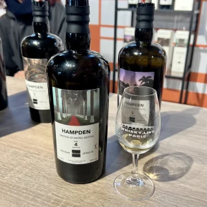 Bottiglia Hampden Magnum DOK 4 anni